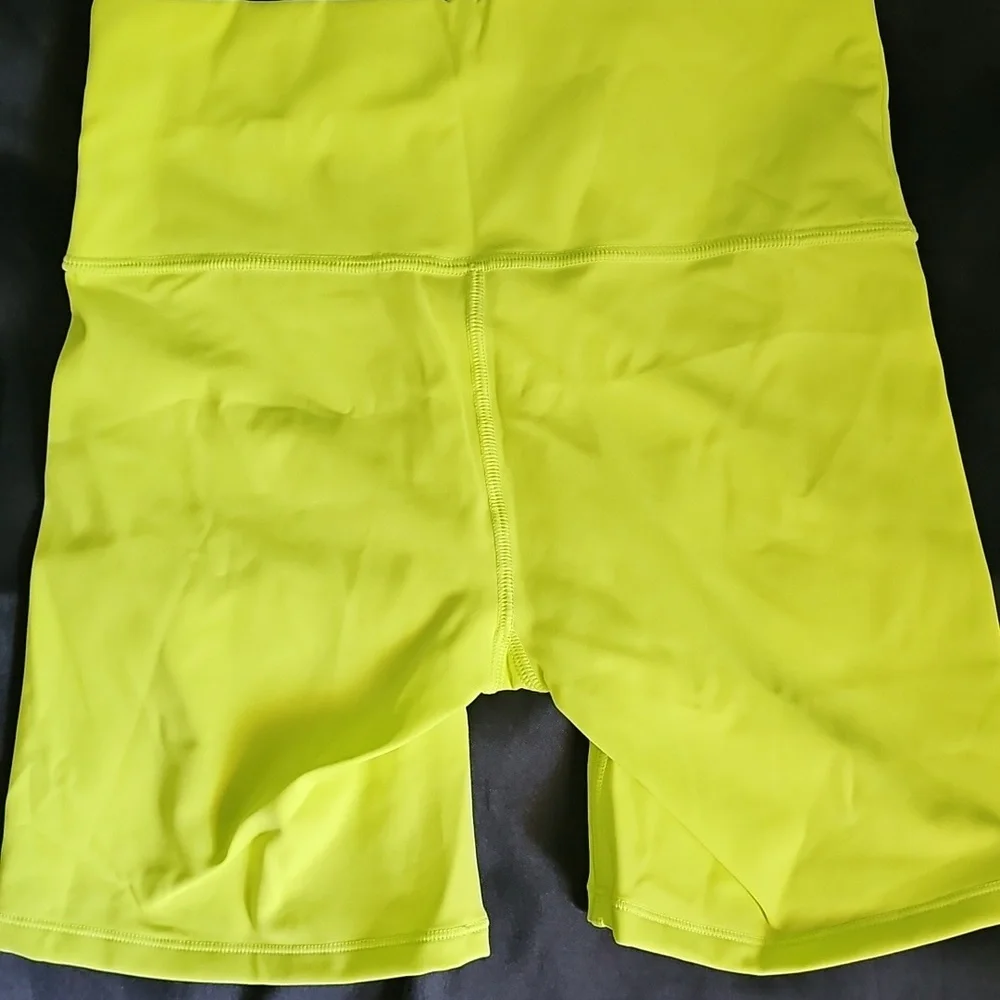 💛 SKIMS NWT High Waist Short color Daffodil 💛 💰One Day Sale💰 - Picture 8 of 10